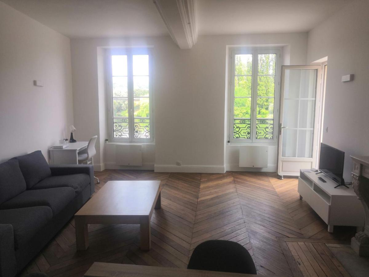 Appartement Grand 2P Terrasse Bord De Seine à Mantes-la-Jolie Extérieur photo